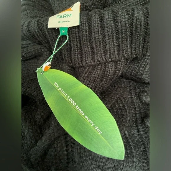 NWT FARM RIO cable-knit off shoulder sweater dress - Picture 9 of 15